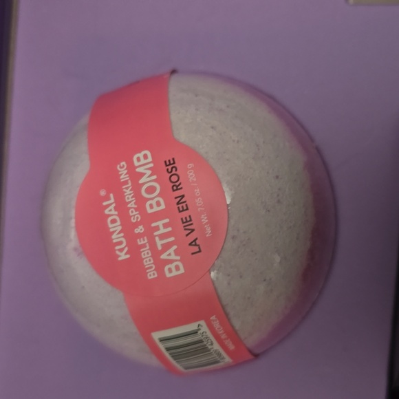 KUNDAL GIFT SET 🥰 - Picture 5 of 6